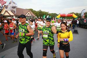 BIB: 
                            <button type="button" onclick="openModal(3530714)" class="btn btn-primary btn-sm float-right btn-popup" data-toggle="modal" data-target=".modal-high-quality">
                        <i class="fas fa-shopping-cart"></i> Add to Cart
                    </button>
                                            <button type="button" onclick="isThisMe(3530714, true)" class="btn btn-success btn-sm float-right btn-popup btn-isme hidden" data-toggle="tooltip" data-placement="bottom" title="นี่คือรูปของคุณใช่ไหม คลิกที่นี่เพื่อเอาเข้าอัลบั้ม">
                        <i class="fas fa-plus"></i> Add to album
                    </button>
                    <button type="button" onclick="isThisMe(3530714, false)" class="btn btn-warning btn-sm float-right btn-popup btn-isnotme hidden">
                        <i class="fas fa-ban"></i> Remove from album
                    </button>